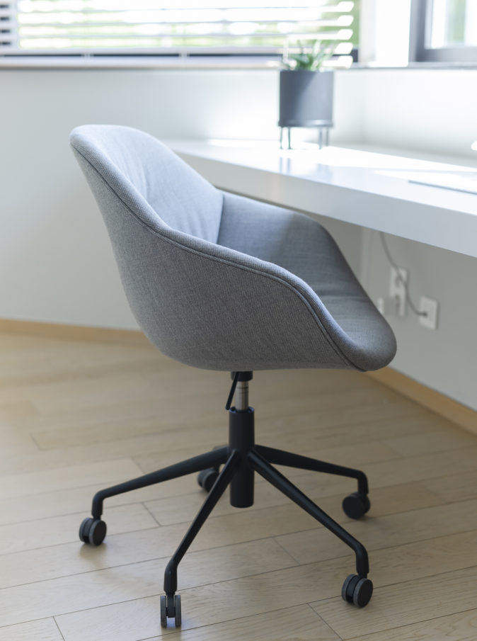 Chaise AAC bureau HAY